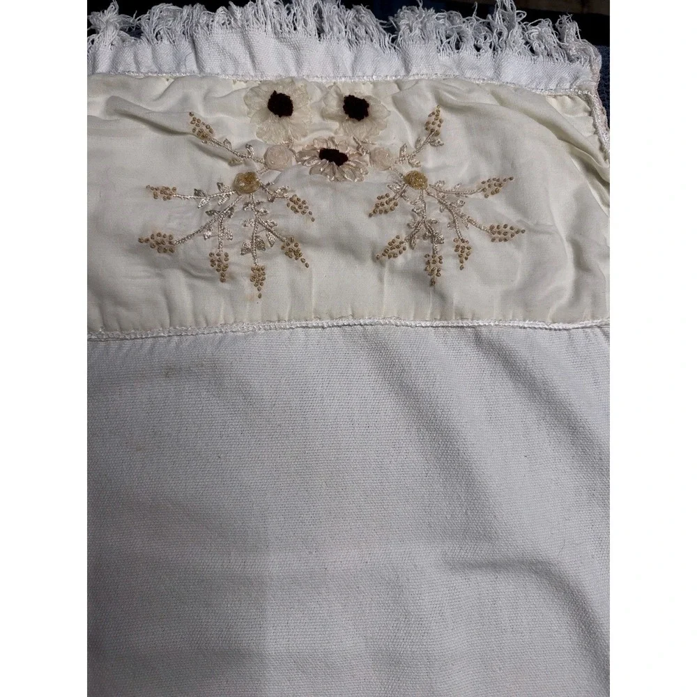 French Country Floral Table Runner Ivory Embroidered Appliqué Fringe 72x18